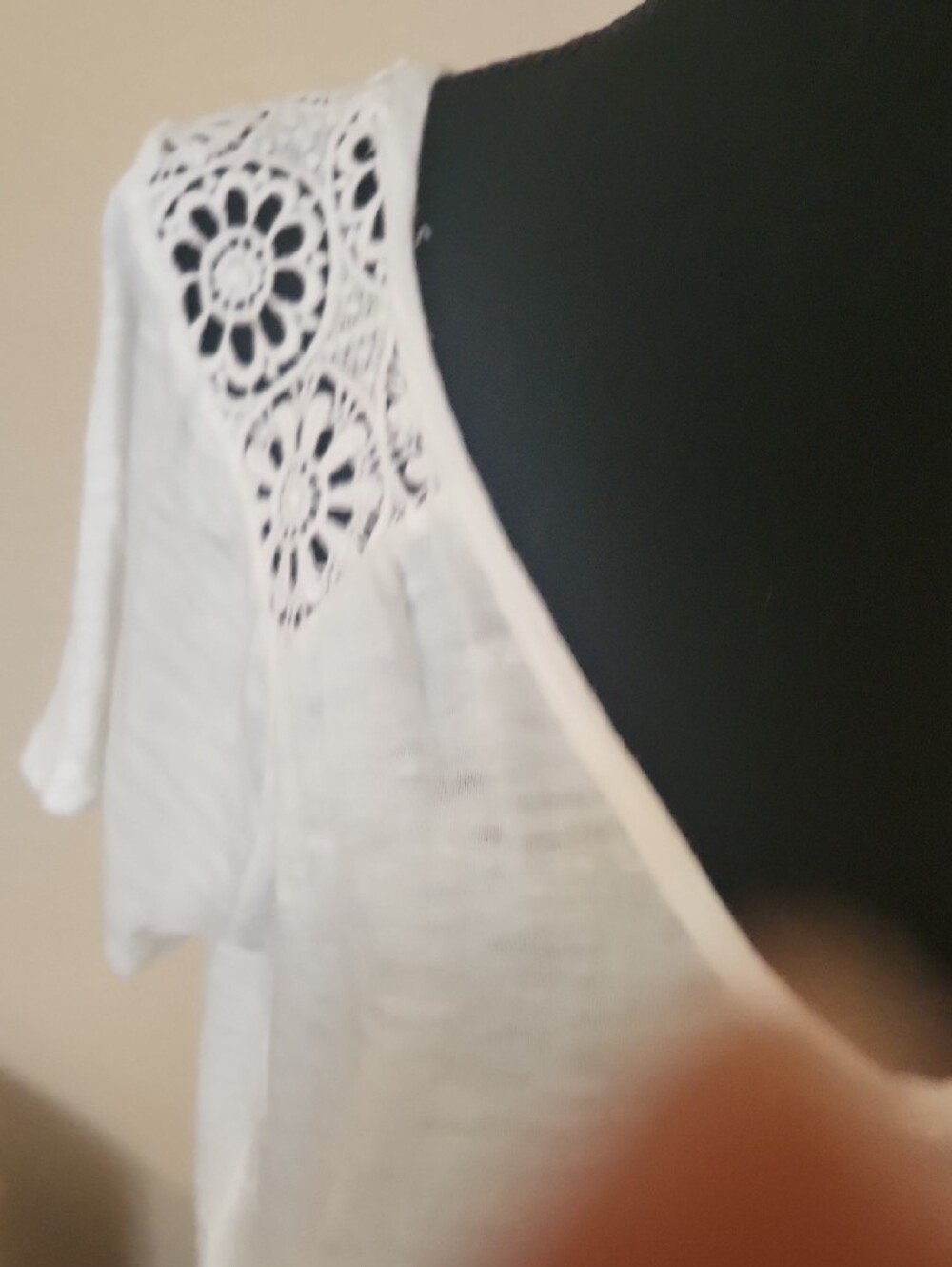Lucky Brand White V-Neck Short Sleeve Tee with Lace Shoulder Insets - Picture 4 of 5